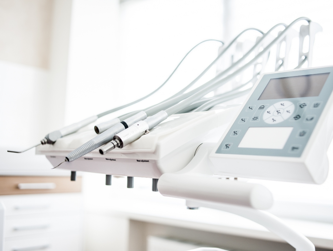 歯周病/審美/インプラントなどトータル診療が可能